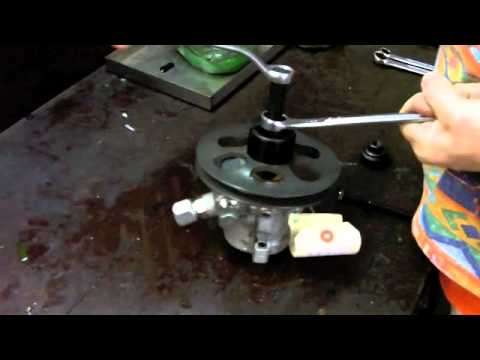 How to Remove a SWEET power steering pulley and fit another - Clarkos Performance