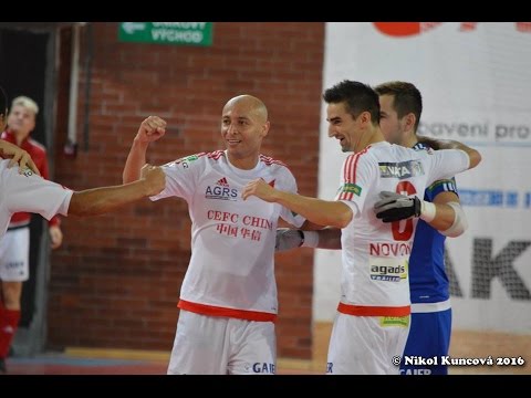 Futsal: SK Slavia - Gardenline Litoměřice
