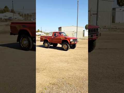 1983 Toyota Pickup SR5 4WD 🔥 Restoration via SoCal_vc #toyota #pickup