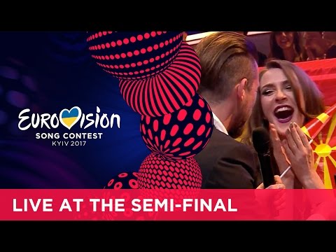 Jana Burčeska gets engaged!