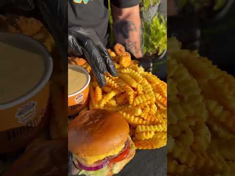 Melhor Burger de São Paulo 🍔🔥 Queijo Derretendo Insano!