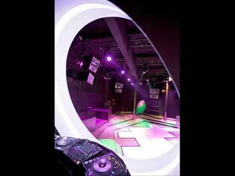 Melvin Rees Ft. Sunnery James - Lift u up