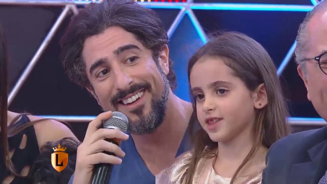 Surpresa: família de Marcos Mion emociona o apresentador