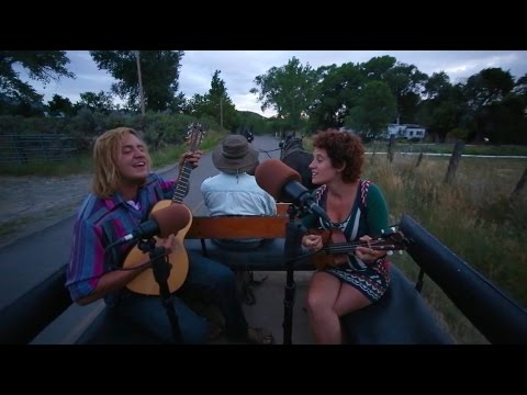 Handmade Moments - Bubblin' Water