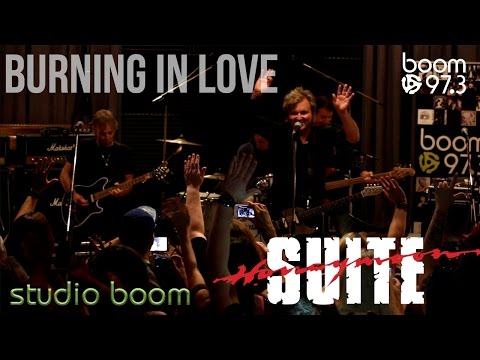 Honeymoon Suite - Burning In Love LIVE - studio boom