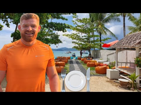 Going for grub in Hugo Hub 🍽️ 🇹🇭 