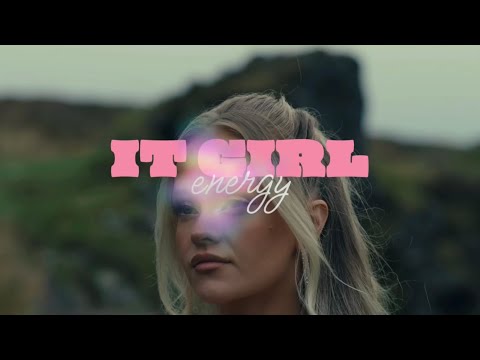 IT GIRL ENERGY - Sigga Ózk (LYRICAL VISUALIZER)