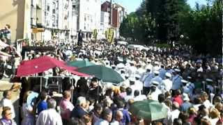 preview picture of video 'Galicia - Festas do Nazareno - Procesión de las mortajas (Pobra do Caramiñal)'