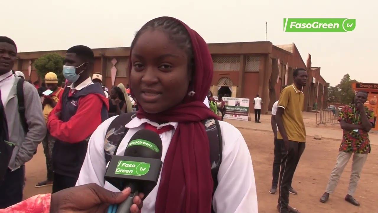3ème édition de l’ANEV : des étudiants reçoivent un cours relatif au Label Vert