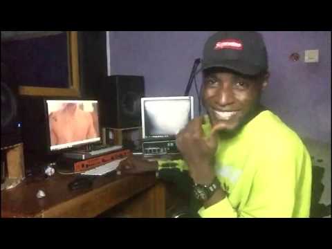 Străinii ascultă Hip-Hop din Romania | Criss Blaziny feat. Connect-R & Bvcovia - JCole