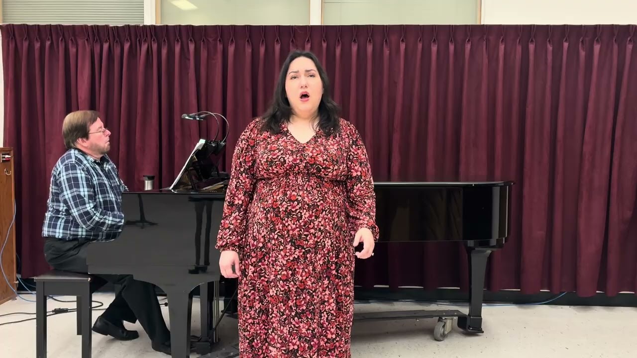 Promotional video thumbnail 1 for Classical/Opera Singer, Martina Goldring