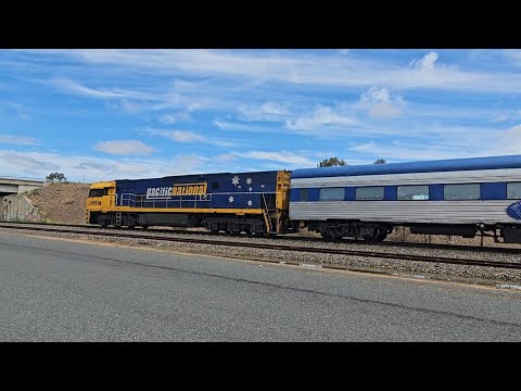 5AM8 up JBRE The Overland (NR93, 7V), Adelaide to Melbourne, 1340, 23/10/25, Dimboola VIC 