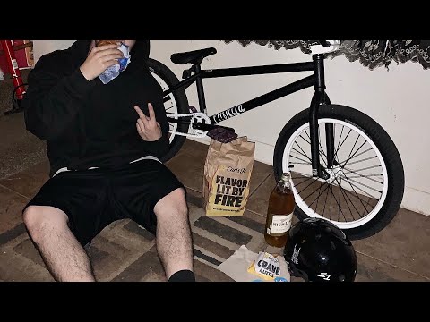 BROWSING ON MY BIKE | F-LOG 1