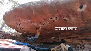 Video thumbnail de Robotics Jr., 7b+. Albarracín