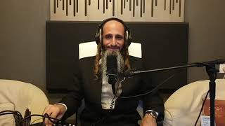 מדברים מרבי נחמן מברסלב   עונג הנחל נובע   ניצבים (הרב מאור קריו) - התמונה מוצגת ישירות מתוך אתר האינטרנט יוטיוב. זכויות היוצרים בתמונה שייכות ליוצרה. קישור קרדיט למקור התוכן נמצא בתוך דף הסרטון