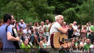 Davide Van De Sfroos @ Nesso- Medley La curiera-La balera-Il figlio del Guglielmo Tell