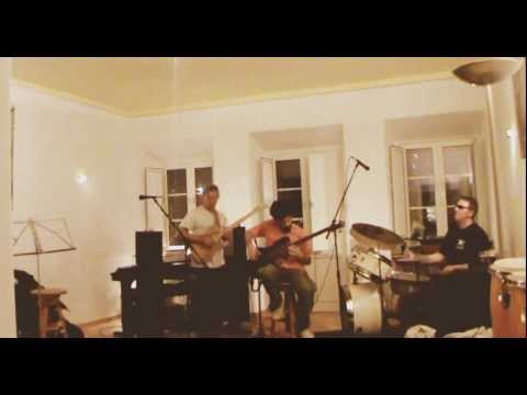 ♪♫► Live jam from Jo's house - RED HOUSE