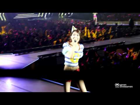 111209 Naengmyun (Sooyoung) - Girls' Generation Tour [Singapore]