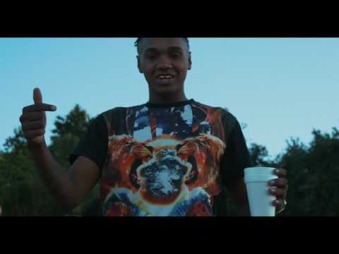 RoseGold ft. Famous Quan, Poohter, and MacMoo - So What (Music Video) [Thizzler.com]