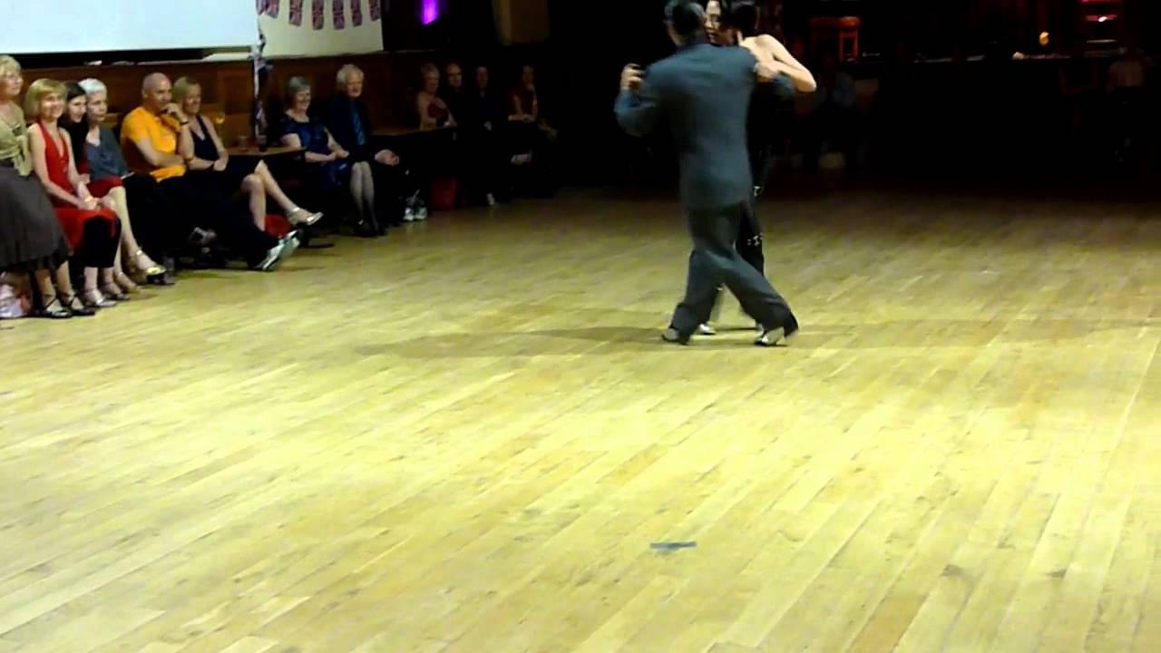 Pablo Nievas + Valeria Zunino at England International Tango Festival (June 4 2012).flv