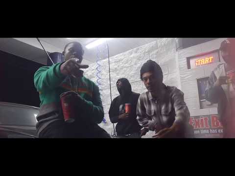 Kwest RoseGold - For A Minute II [Prod. by Dollie]