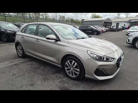 Hyundai i30 Petrol Deluxe Turbo - Image 2