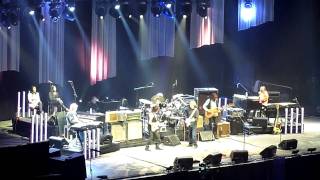 &#39;Outside Woman Blues&#39; -Eric Clapton &amp; Jeff Beck, 13th February 2010 @ The O2