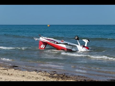 Alba Adriatica Incidente dell'ultraleggero nello show delle Frecce Tricolori del 31/05/2015