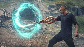 FALSO HERÓI encontra ESPADA PROIBIDA que TRANSFORMA CORPO de quem segura em FORÇA ABSOLUTA