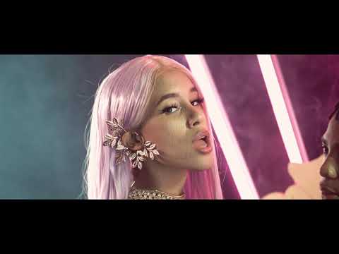 Lexandra - Dejame Usarte (VIDEO OFICIAL)