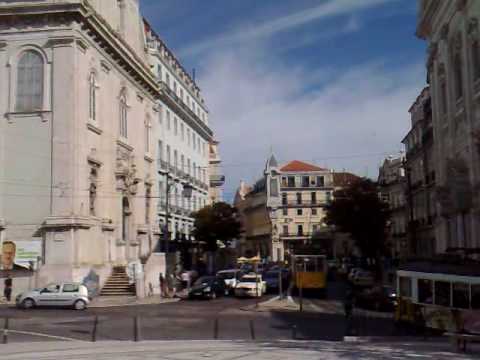 Praça Luís de Camões em Lisboa Portugal Outubro de 2009