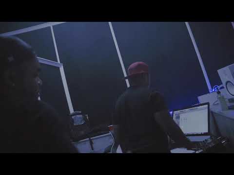 Z4.Dnice Studio Session “Hollywood”
