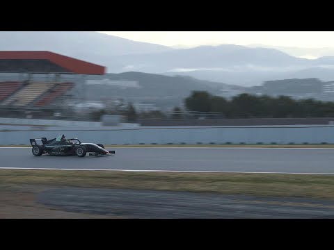 Video | Girls go karting: Driving towards a female F1 champion | AFP
