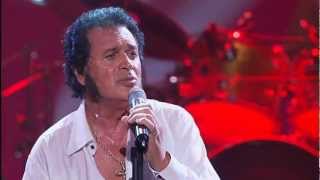 Engelbert Humperdinck - &quot;Somebody Like You&quot; (Live)