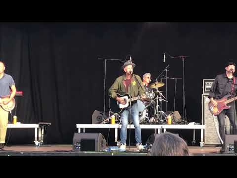 Per Persson & Nya Packet - Tusen dagar härifrån