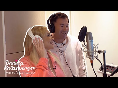 Daniela: Caterwauling or angelic singing? 😲🎤 | Daniela Katzenberger
