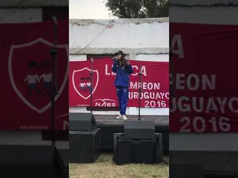 Erika vos solista de parodistas troyanos