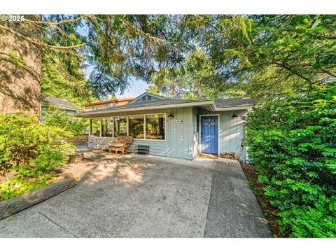 Pete Anderson Realty, Inc - 796 MADRONA ST