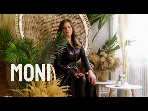 MONI- KROZ ZIVOT SAMA