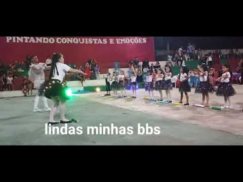 Coreógrafia  lápis de cor 