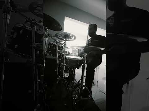 Icons - Escapadito Drum Cover training