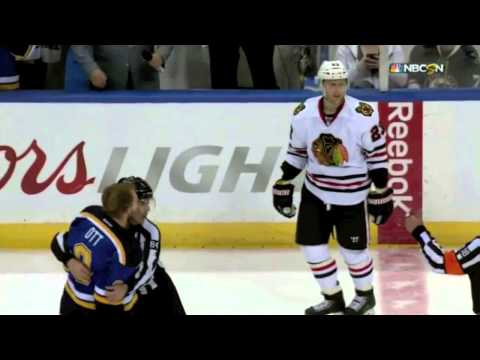 Ott Takes Takes Dumb Penalty, Gives Chicago Open Ice 4/9/15