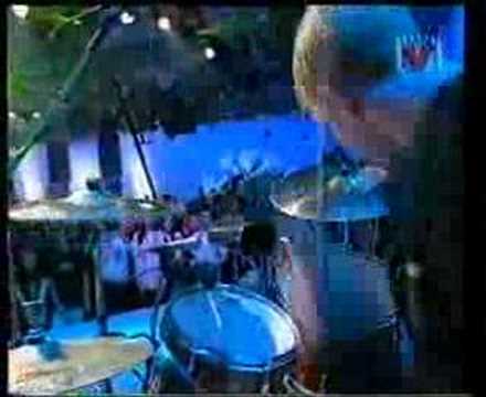 Blur - Mr Robinson's Quango (live)