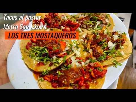 Tacos al Pastor from San Lázaro Subway Station are greasy. Why do people eat this?