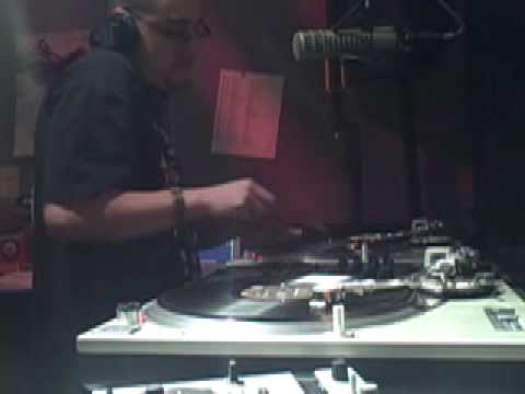DJ Chonz Live On KS-1075 5 O'Clock Traffic Jam!