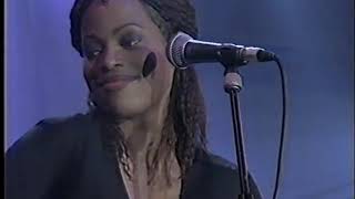 Des&#39;Ree   1994 04 27   I Feel so High @ The Beat