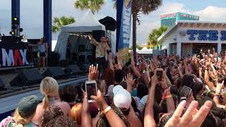 Max - Lights Down Low @ Hangout Fest 2018