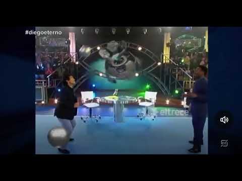 Throwback of Maradona and Pele having a header rally on live TV