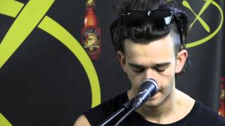 The 1975 Acoustic &quot;Is There Somebody Who Can Watch You?&quot;