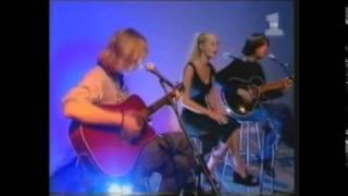 Mindy McCready - Oh Romeo [Live Acoustic on VH1 1998]